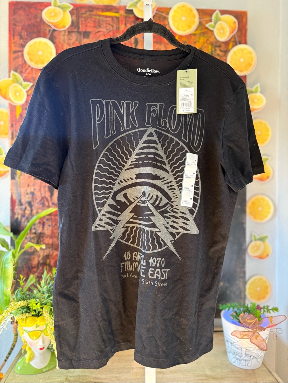 NWT Pink Floyd Graphic Size M
